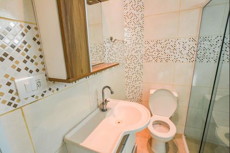 Casa para alugar com 70m², 2 quartos e sem vaga Casa para alugar com 70m², 2 quartos e sem vagaBanheiro da Suíte 1