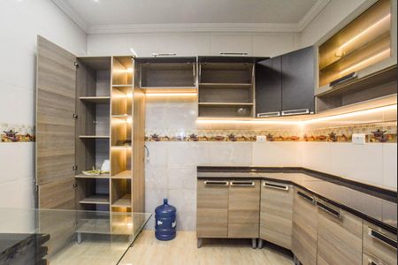Cozinha de casa para alugar com 2 quartos, 70m² em Vila Suíça, Santo André