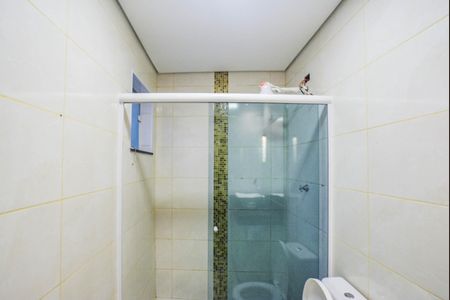 Casa para alugar com 70m², 2 quartos e sem vaga Casa para alugar com 70m², 2 quartos e sem vagaBanheiro Social
