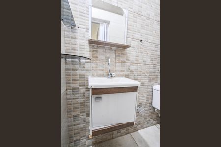 Casa para alugar com 70m², 2 quartos e sem vaga Casa para alugar com 70m², 2 quartos e sem vagaBanheiro da Suíte 2