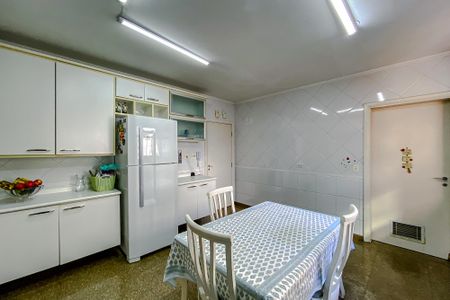 Apartamento à venda com 187m², 3 quartos e 3 vagasCozinha