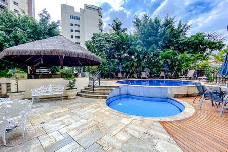 Apartamento à venda com 187m², 3 quartos e 3 vagasÁrea comum - Piscina