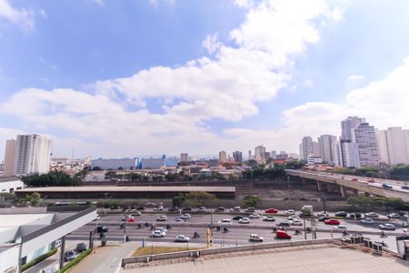 Apartamento à venda com 33m², 1 quarto e sem vaga Apartamento à venda com 33m², 1 quarto e sem vagaVista