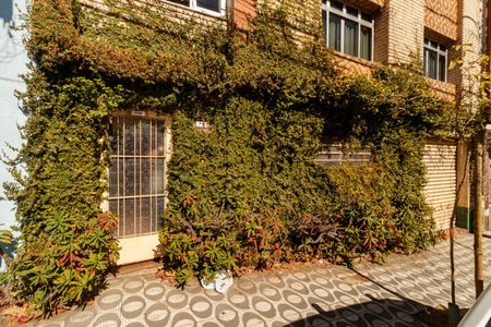 Casa à venda com 350m², 4 quartos e 2 vagasFachada