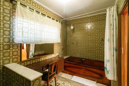 Casa à venda com 350m², 4 quartos e 2 vagasBanheiro da Suíte