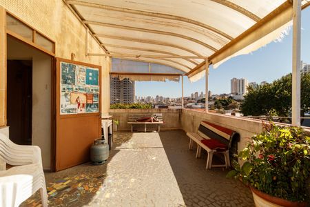 Casa à venda com 350m², 4 quartos e 2 vagasvaranda