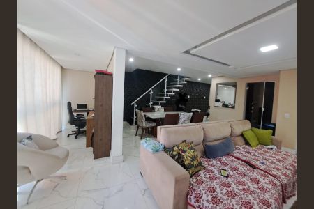 Casa à venda com 270m², 3 quartos e 2 vagasSala 