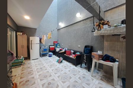 Casa à venda com 270m², 3 quartos e 2 vagasÁrea Externa