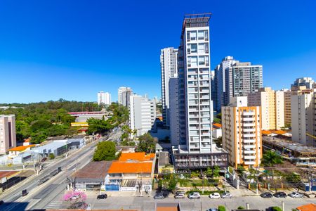 Varanda vista de kitnet/studio para alugar com 1 quarto, 25m² em Jardim das Acacias, São Paulo