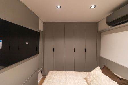 Apartamento à venda com 96m², 2 quartos e 2 vagas Apartamento à venda com 96m², 2 quartos e 2 vagasQuarto