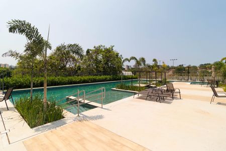 Apartamento à venda com 96m², 2 quartos e 2 vagas Apartamento à venda com 96m², 2 quartos e 2 vagasÁrea comum - Piscina