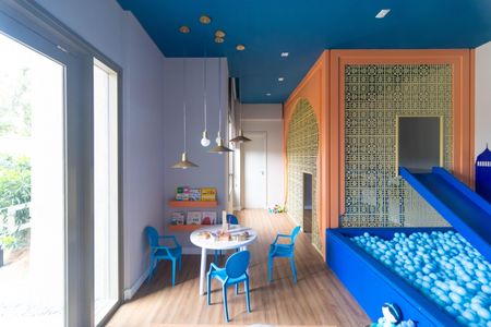 Apartamento à venda com 96m², 2 quartos e 2 vagas Apartamento à venda com 96m², 2 quartos e 2 vagasÁrea comum - Brinquedoteca