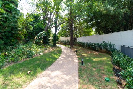 Apartamento à venda com 96m², 2 quartos e 2 vagas Apartamento à venda com 96m², 2 quartos e 2 vagasÁrea comum - Caminhada