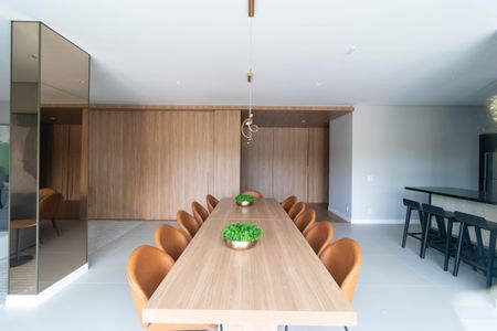 Apartamento à venda com 96m², 2 quartos e 2 vagas Apartamento à venda com 96m², 2 quartos e 2 vagasÁrea comum - Salão de festas