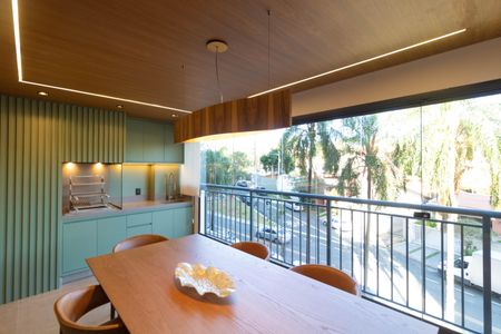 Apartamento à venda com 96m², 2 quartos e 2 vagas Apartamento à venda com 96m², 2 quartos e 2 vagasVaranda gourmet