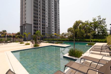 Apartamento à venda com 96m², 2 quartos e 2 vagas Apartamento à venda com 96m², 2 quartos e 2 vagasÁrea comum - Piscina