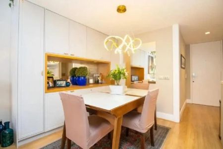 Apartamento à venda com 90m², 1 quarto e 1 vagaFoto 01