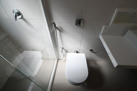 Casa de condomínio para alugar com 700m², 4 quartos e 6 vagasBanheiro da Suíte 2