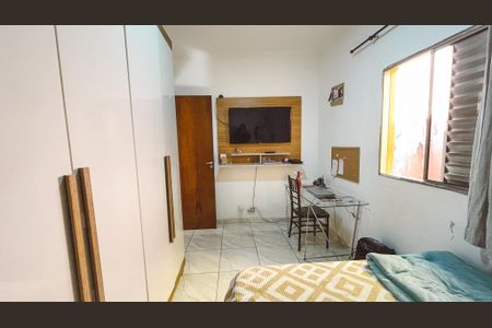 Casa à venda com 277m², 3 quartos e 3 vagasQuarto 2