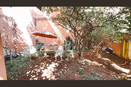 Casa à venda com 277m², 3 quartos e 3 vagasQuintal