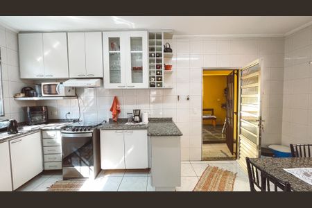 Casa à venda com 277m², 3 quartos e 3 vagasCozinha