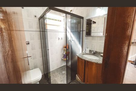 Casa à venda com 277m², 3 quartos e 3 vagasBanheiro