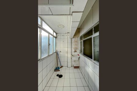 Apartamento à venda com 65m², 2 quartos e sem vagaÁrea de Serviço