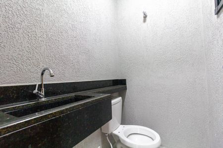 Casa à venda com 126m², 3 quartos e 3 vagasLavabo