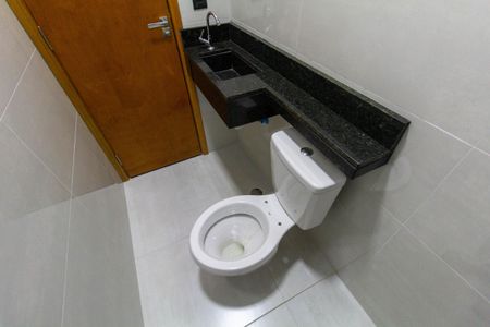 Casa à venda com 126m², 3 quartos e 3 vagasBanheiro 1