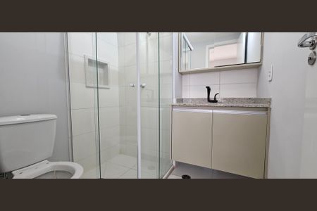 Studio para alugar com 27m², 1 quarto e sem vaga Studio para alugar com 27m², 1 quarto e sem vagaBanheiro Social