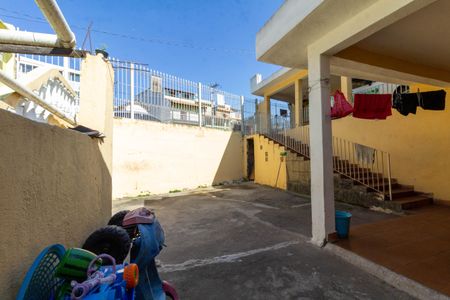 Casa à venda com 310m², 4 quartos e 1 vagaCasa 2: Quintal