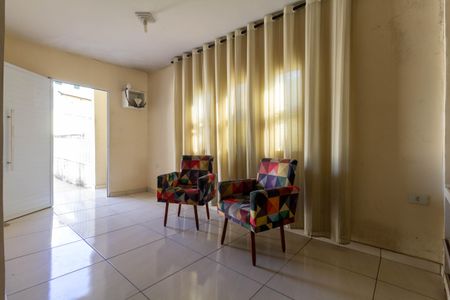 Casa à venda com 310m², 4 quartos e 1 vagaCasa 1: Sala