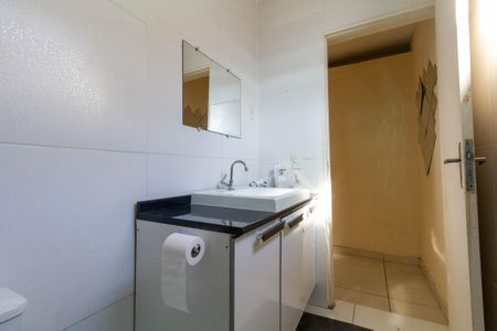 Casa à venda com 310m², 4 quartos e 1 vagaCasa 1: Banheiro