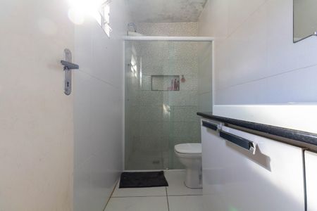 Casa à venda com 310m², 4 quartos e 1 vagaCasa 1: Banheiro