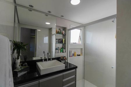 Apartamento à venda com 104m², 3 quartos e 2 vagasBanheiro da Suíte