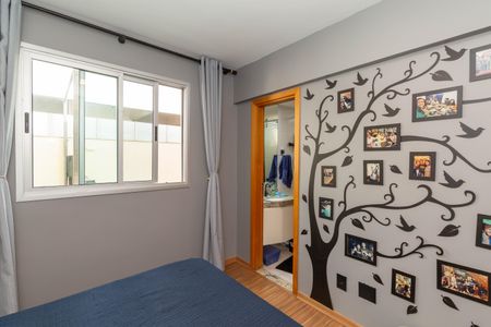 Apartamento à venda com 154m², 3 quartos e 2 vagas Apartamento à venda com 154m², 3 quartos e 2 vagasSuíte