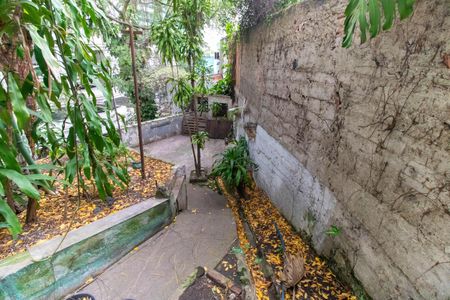 Casa à venda com 804m², 5 quartos e 1 vagaÁrea externa