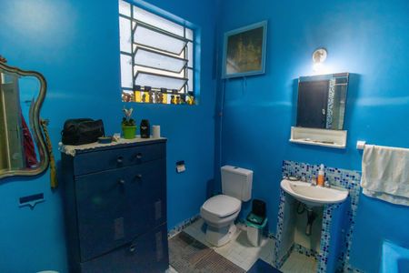 Casa à venda com 804m², 5 quartos e 1 vagaBanheiro 1