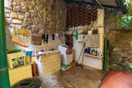 Casa à venda com 804m², 5 quartos e 1 vagaÁrea de Serviço