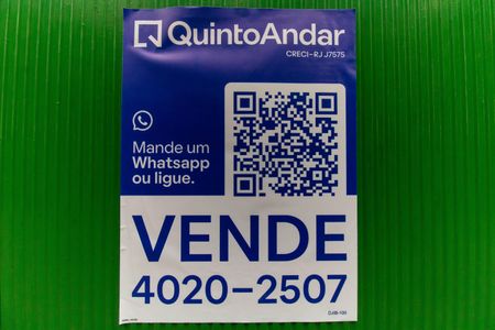 Casa à venda com 804m², 5 quartos e 1 vagaPlaquinha