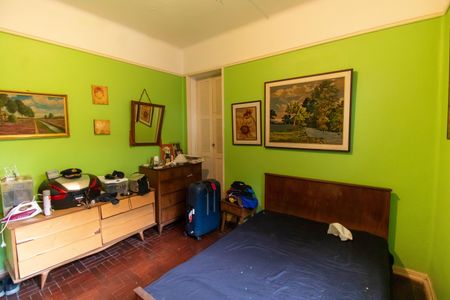 Casa à venda com 804m², 5 quartos e 1 vagaQarto 5