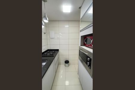 Apartamento à venda com 54m², 2 quartos e 1 vagaCozinha