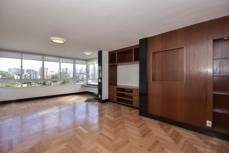 Apartamento à venda com 236m², 3 quartos e 3 vagasSala