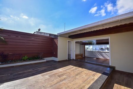 Apartamento à venda com 236m², 3 quartos e 3 vagasCobertura