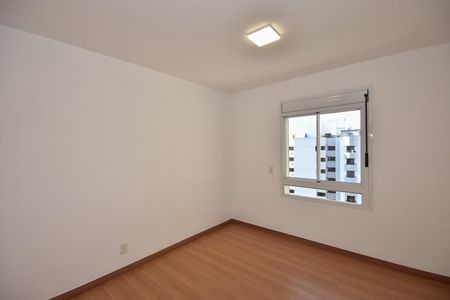 Apartamento à venda com 236m², 3 quartos e 3 vagasSuíte 1