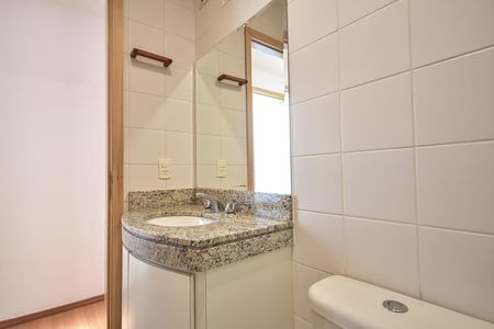 Apartamento à venda com 236m², 3 quartos e 3 vagasBanheiro