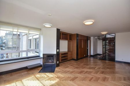 Sala de apartamento à venda com 3 quartos, 236m² em Paraíso do Morumbi, São Paulo