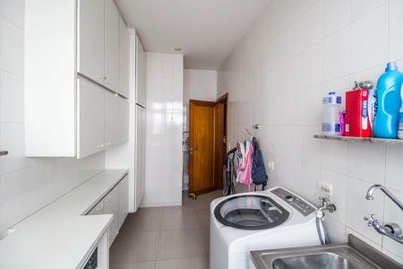 Casa de condomínio à venda com 300m², 4 quartos e 4 vagasÁrea de Serviço