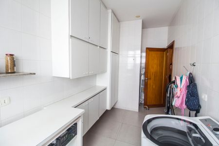 Casa de condomínio à venda com 300m², 4 quartos e 4 vagasÁrea de Serviço