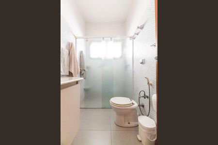 Casa de condomínio à venda com 300m², 4 quartos e 4 vagasBanheiro Social